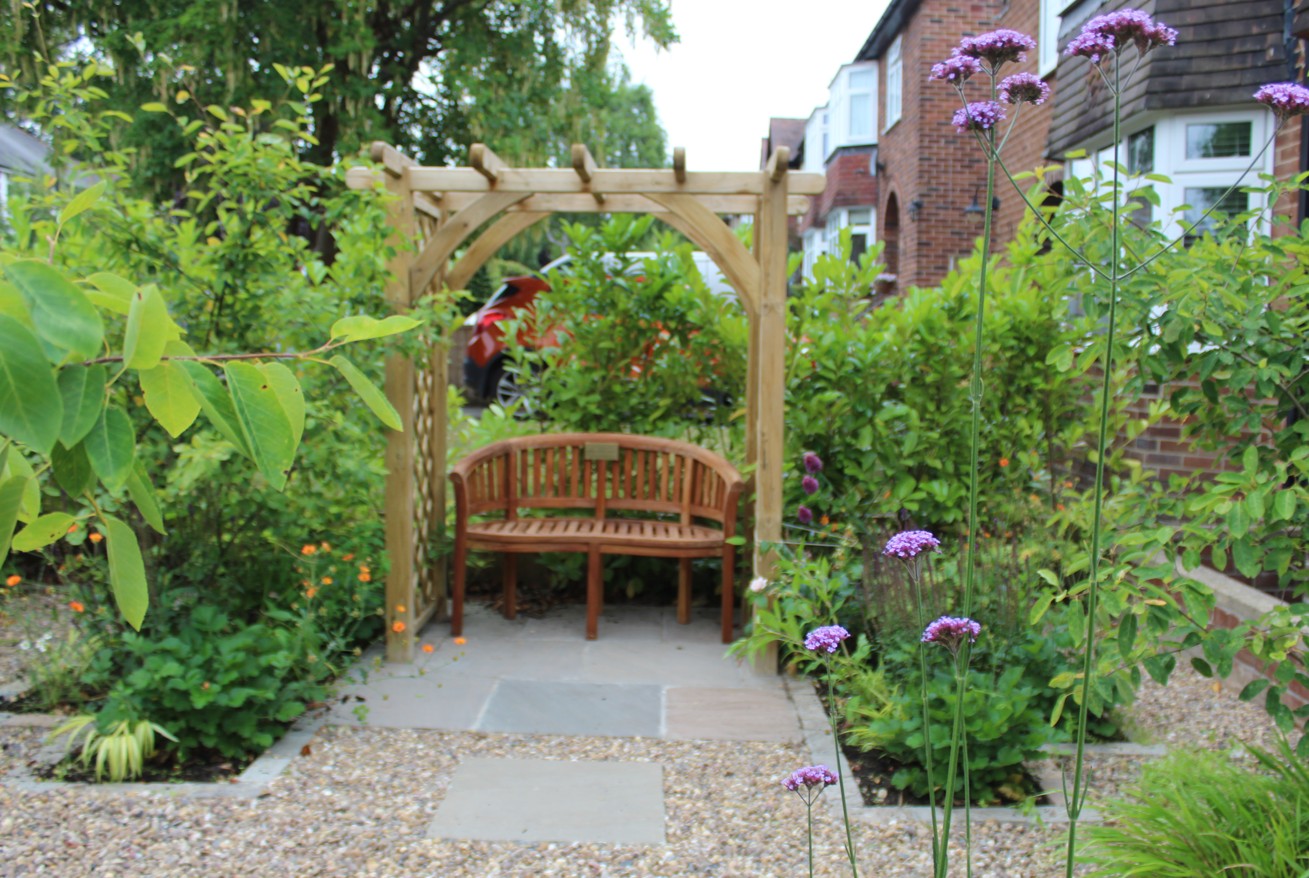 Website 5 - The Avenue